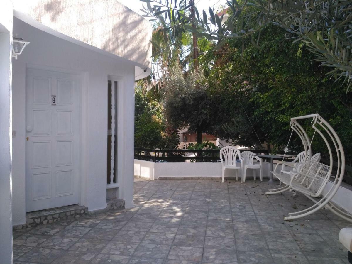 Auberge de jeunesse Mystery Shack à Limassol Extérieur photo